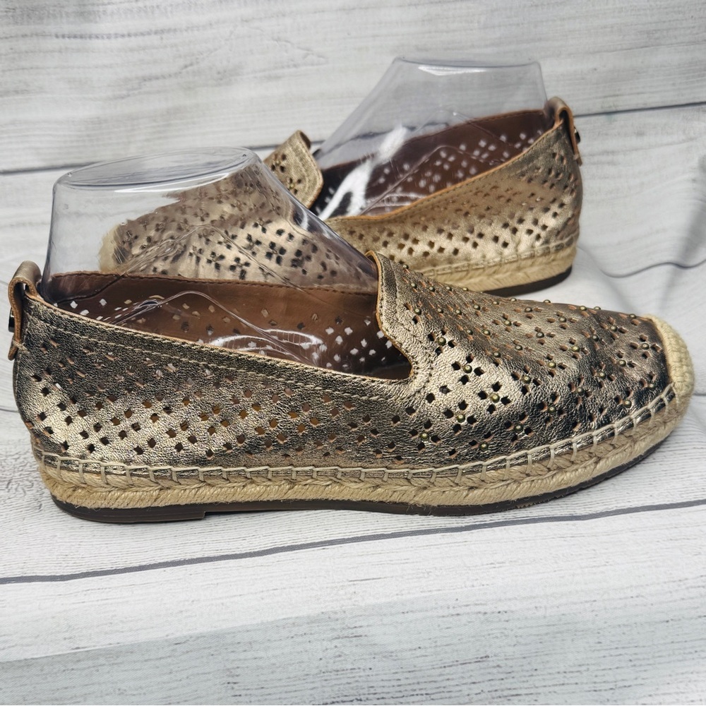 Patricia Nash Women Espadrille Flats Elena Size US 8.5M Pale Gold Leather‎